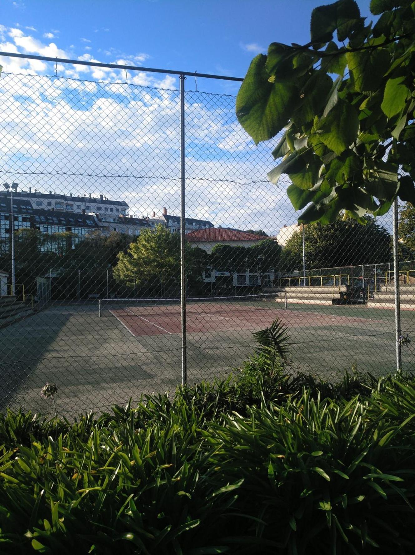 Estudio. Sada, A Coruna. Bagian luar foto